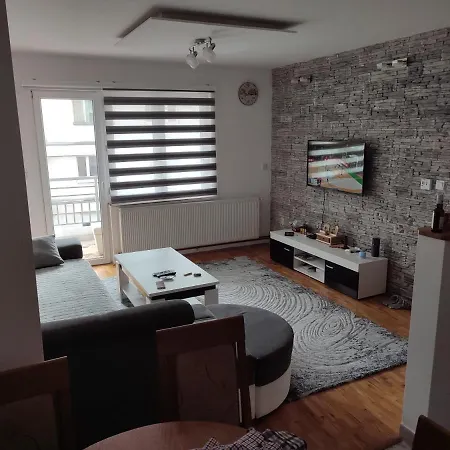 Apartman 2 *